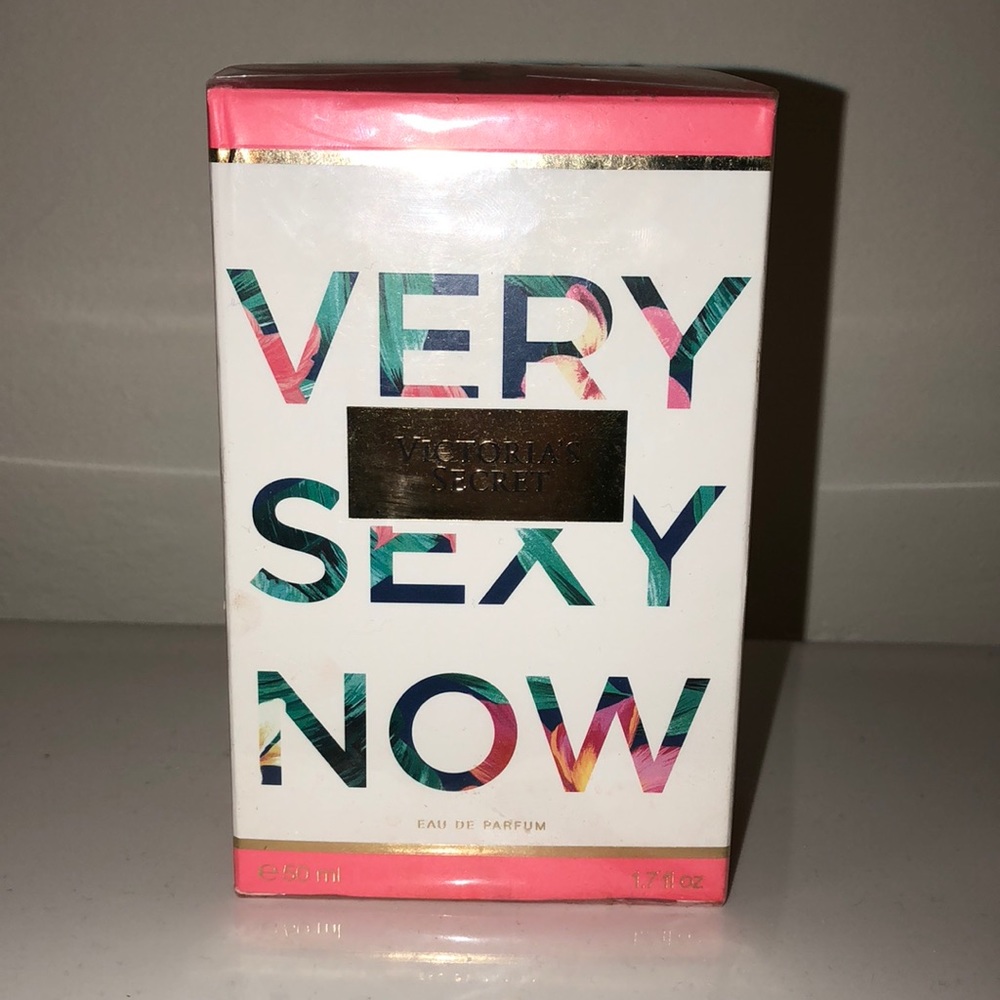 Victoria’s Secret Very Sexy Now